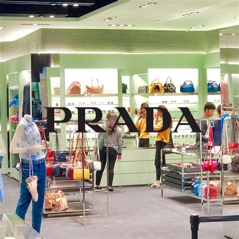 outlet prada online uomo|prada online outlet store real.